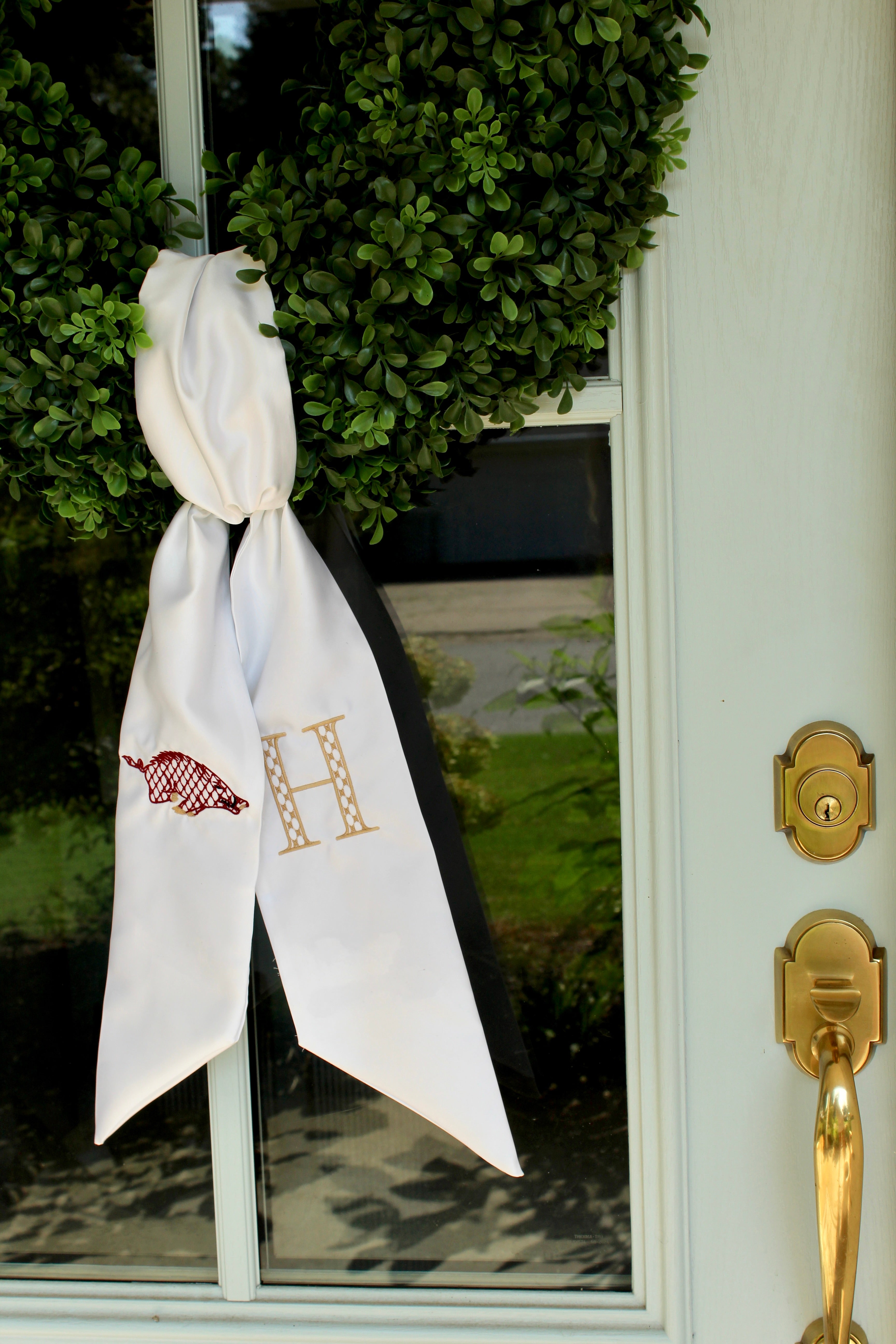 Razorback Wreath Sash