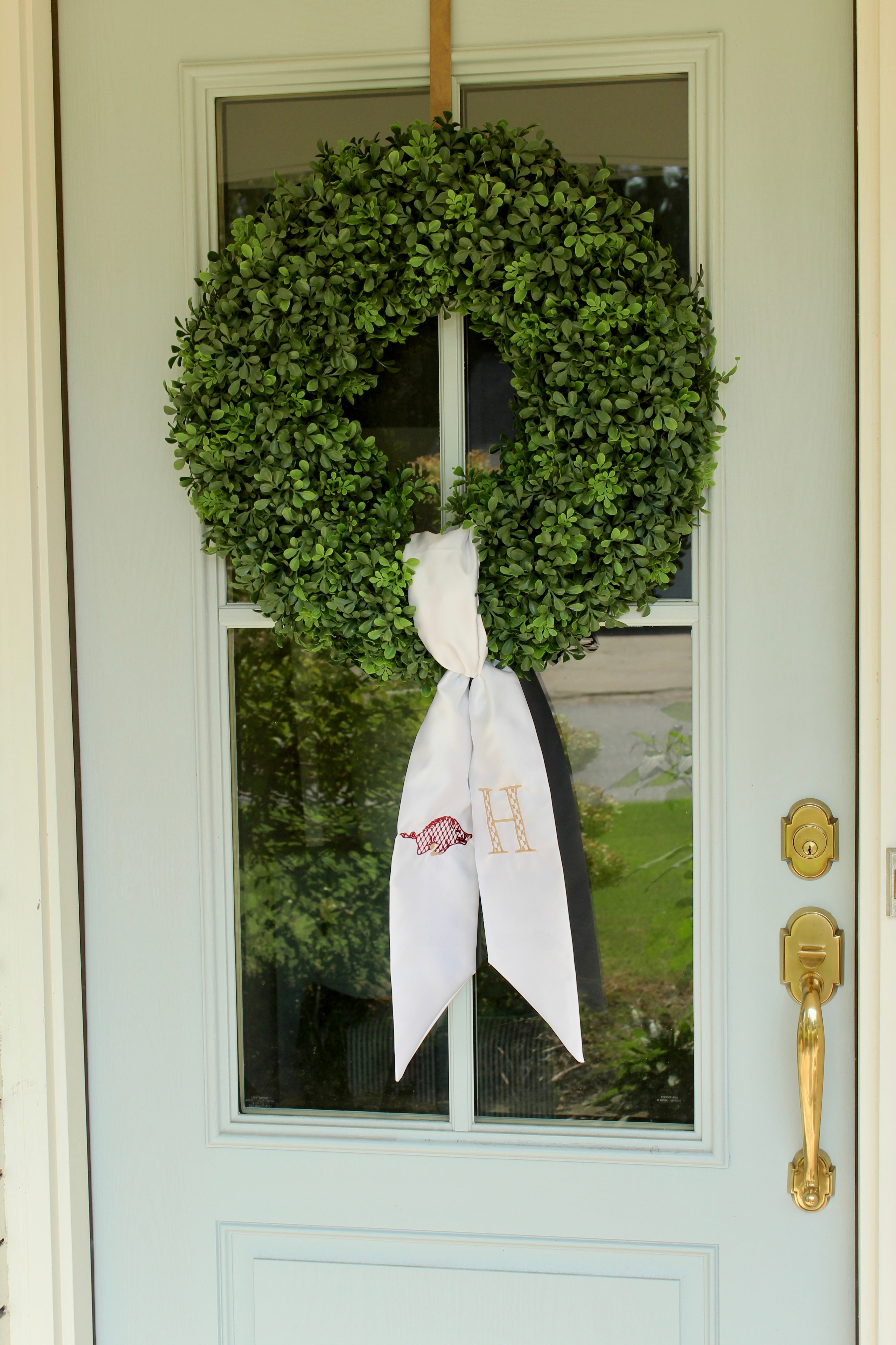 Razorback Wreath Sash